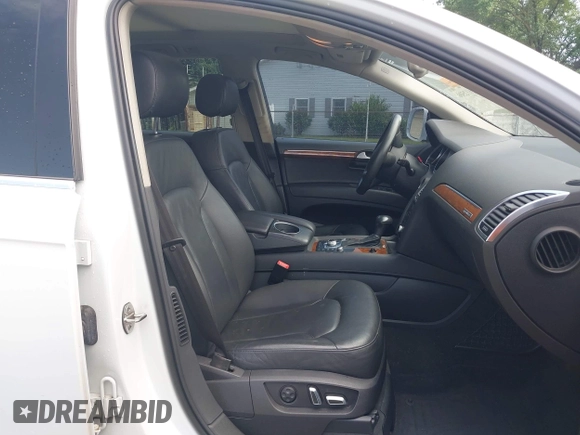 2014 Audi Q7 Premium Plus with VIN WA1LGAFE6ED015856, listed as a IAAI auction lot 42612500 with 96,946 mi miles and . Bid and sale history available at DreamBid. Image 5.