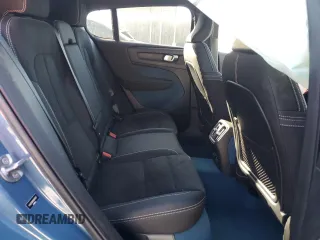 2022 Volvo C40 Recharge Pure Electric Ultimate with VIN YV4ED3GB8N2004020, listed as a Copart auction lot 87205904 with 45,082 mi miles and Salvage Title. Bid and sale history available at carsss.com. Image 12.