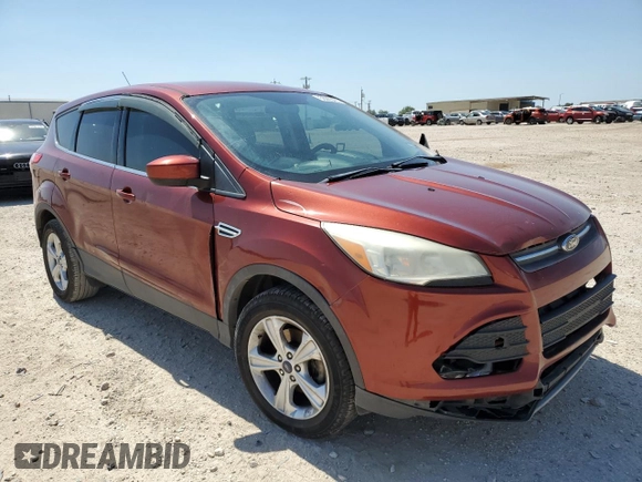 2016 Ford Escape SE z VIN 1FMCU0GX5GUC57593, wystawiony jako Copart lot #56365425 z przebiegiem 121 471 mil mil oraz Szkoda całkowita • Salvage title. Historia ofert i sprzedaży dostępna na DreamBid. Obrazek 4.