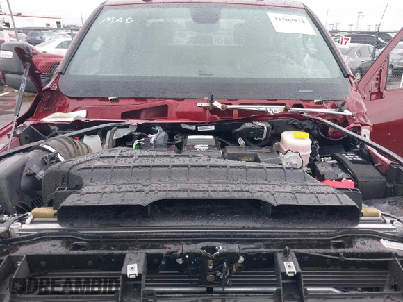 2024 Ram 2500 Tradesman с VIN 3C6UR5CL3RG101964, выставлен на аукционе IAAI как лот 41500932 с пробегом 15 087 миль миль и . История ставок и продаж доступна на DreamBid. Изображение 10.