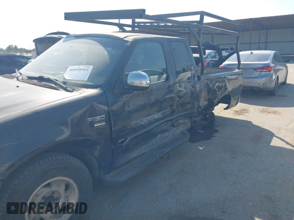 1999 Ford F-150 с VIN 1FTRX17W5XNA42082, выставлен на аукционе IAAI как лот 40599993 с пробегом Не указан миль и . История ставок и продаж доступна на DreamBid. Изображение 6.