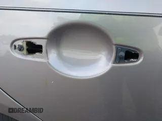 2006 Hyundai Azera SE с VIN KMHFC46F76A043396, выставлен на аукционе IAAI как лот 42398355 с пробегом 232 418 миль миль и . История ставок и продаж доступна на DreamBid. Изображение 13.