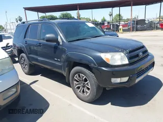 2004 Toyota 4Runner SR5 z VIN JTEBU14R740042677, wystawiony jako IAAI lot #42489654 z przebiegiem 220 605 mil mil oraz . Historia ofert i sprzedaży dostępna na DreamBid. Obrazek 1.
