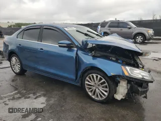 2016 Volkswagen Jetta Sedan 1.8T SEL with VIN 3VWL07AJ0GM340170, listed as a Copart auction lot 50616025 with 130,679 mi miles and Salvage Title. Bid and sale history available at carsss.com. Image 4.