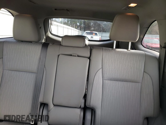 2017 Toyota Highlander LE z VIN 5TDZZRFH1HS217693, wystawiony jako Copart lot #50198455 z przebiegiem 67 912 mil mil oraz Szkoda całkowita • Salvage title. Historia ofert i sprzedaży dostępna na DreamBid. Obrazek 10.