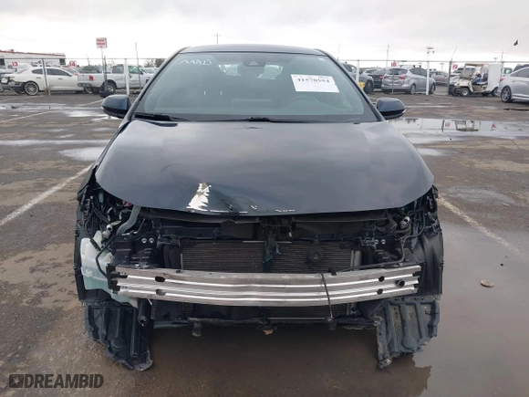 2021 Toyota Corolla Hatchback SE with VIN JTND4MBE8M3107240, listed as a IAAI auction lot 41570554 with 35,583 mi miles. Bid and sale history available at carsss.com. Image 6.
