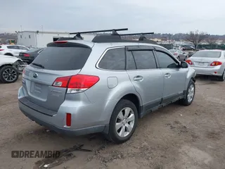2012 Subaru Outback 2.5i Prem with VIN 4S4BRBFC3C1298792, listed as a IAAI auction lot 41353712 with 186,440 mi miles. Bid and sale history available at carsss.com. Image 4.
