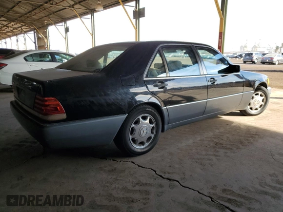 1994 Mercedes-Benz S with VIN WDBGA51E9RA172939, listed as a Copart auction lot 82686494 with 86,315 mi miles and Clean Title. Bid and sale history available at DreamBid. Image 3.