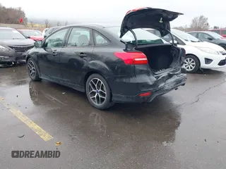 2015 Ford Focus SE with VIN 1FADP3F22FL240476, listed as a IAAI auction lot 41739722 with 159,179 mi miles. Bid and sale history available at carsss.com. Image 3.