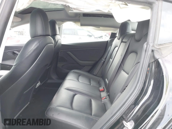 2021 Tesla Model 3 Long Range z VIN 5YJ3E1EB0MF855531, wystawiony jako IAAI lot #42079034 z przebiegiem 35 899 mil mil oraz . Historia ofert i sprzedaży dostępna na DreamBid. Obrazek 8.