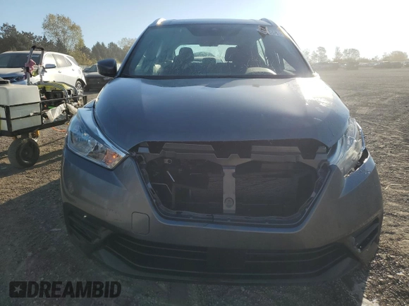 2020 Nissan Kicks SV with VIN 3N1CP5CV3LL550168, listed as a Copart auction lot 77074864 with 73,188 mi miles and Non Repairable. Bid and sale history available at DreamBid. Image 5.