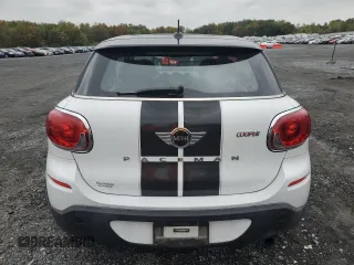 2014 MINI Paceman z VIN WMWSS1C58EWN46661, wystawiony jako Copart lot #72688514 z przebiegiem 95 432 mil mil oraz Szkoda całkowita • Salvage title. Historia ofert i sprzedaży dostępna na DreamBid. Obrazek 6.