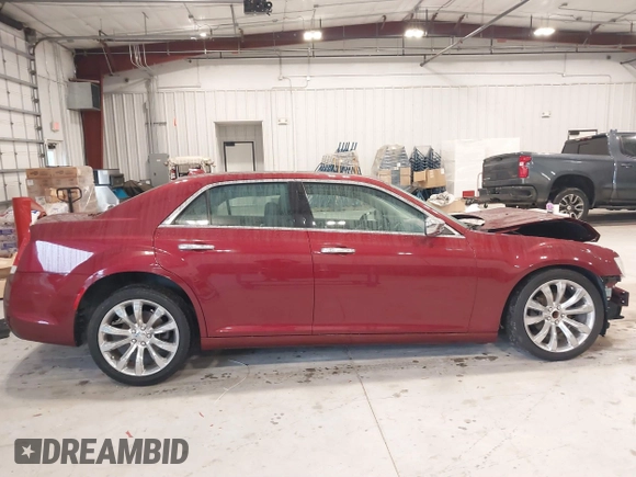 2020 Chrysler 300 Limited with VIN 2C3CCAEG2LH102999, listed as a IAAI auction lot 41331106 with 63,912 mi miles. Bid and sale history available at carsss.com. Image 14.