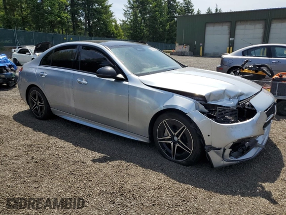 2022 Mercedes-Benz C 300 z VIN W1KAF4HB3NR047063, wystawiony jako Copart lot #57001265 z przebiegiem Nie podano mil oraz Szkoda całkowita • Salvage title. Historia ofert i sprzedaży dostępna na DreamBid. Obrazek 4.
