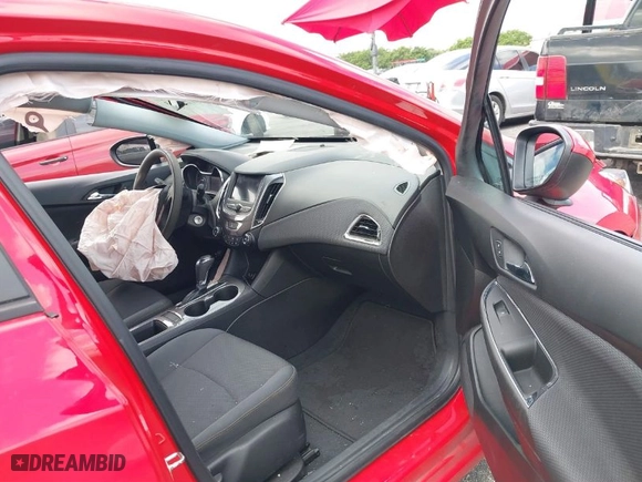 2019 Chevrolet Cruze LS with VIN 3G1BC6SMXKS596239, listed as a IAAI auction lot 40127703 with 49,701 mi miles. Bid and sale history available at carsss.com. Image 5.