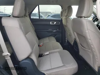 2022 Ford Explorer with VIN 1FMSK8BH7NGB79670, listed as a Copart auction lot 49423615 with 30,559 mi miles and Salvage title. Bid and sale history available at DreamBid. Image 11.