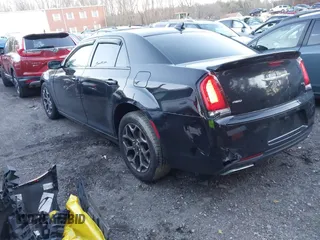 2015 Chrysler 300 with VIN 2C3CCAGG7FH904546, listed as a IAAI auction lot 41204780 with 75,978 mi miles. Bid and sale history available at carsss.com. Image 3.