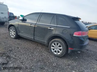 2009 Lincoln MKX with VIN 2LMDU68C19BJ04838, listed as a IAAI auction lot 41513786 with 213,306 mi miles. Bid and sale history available at carsss.com. Image 3.