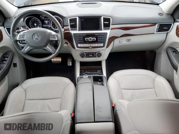 2015 Mercedes-Benz M 400 with VIN 4JGDA5GB3FA514815, listed as a Copart auction lot 43934035 with 90,250 mi miles and Salvage Title. Bid and sale history available at DreamBid. Image 8.