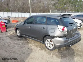 2005 Toyota Matrix STD with VIN 2T1KR32E95C403657, listed as a IAAI auction lot 41783681 with 204,710 mi miles. Bid and sale history available at carsss.com. Image 3.