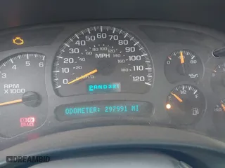 2003 Chevrolet Silverado 1500 LS with VIN 2GCEK19TX31219785, listed as a IAAI auction lot 41716084 with 297,991 mi miles. Bid and sale history available at carsss.com. Image 7.