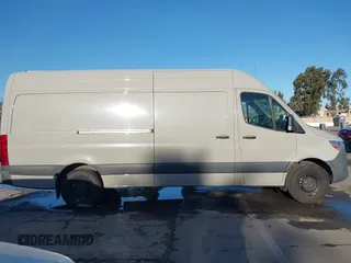 2022 Mercedes-Benz Sprinter with VIN W1Y40CHY3NT082983, listed as a IAAI auction lot 41505872 with 130,341 mi miles and . Bid and sale history available at carsss.com. Image 13.