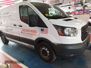 2016 Ford Transit Cargo z VIN 1FTYE1YM8GKB19172, wystawiony jako IAAI lot #42788511 z przebiegiem 143 978 mil mil oraz . Historia ofert i sprzedaży dostępna na DreamBid. Obrazek 16.