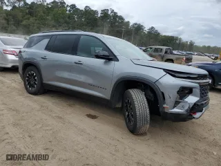 2024 Chevrolet Traverse AWD Z71 with VIN 1GNEVJKS0RJ144142, listed as a Copart auction lot 74747334 with 6,711 mi miles and Salvage Title. Bid and sale history available at carsss.com. Image 4.