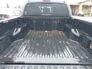 2011 Toyota Tacoma PreRunner with VIN 3TMJU4GN9BM117092, listed as a IAAI auction lot 41221179 with 226,380 mi miles and . Bid and sale history available at DreamBid. Image 18.