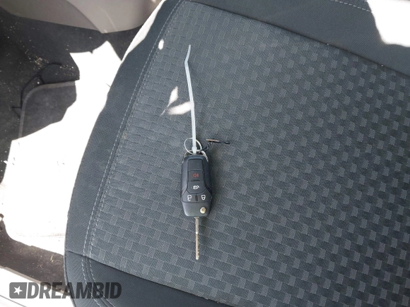 2022 Ford Transit Connect XLT с VIN NM0LS7T20N1517861, выставлен на аукционе IAAI как лот 42577602 с пробегом Не указан миль и . История ставок и продаж доступна на DreamBid. Изображение 11.