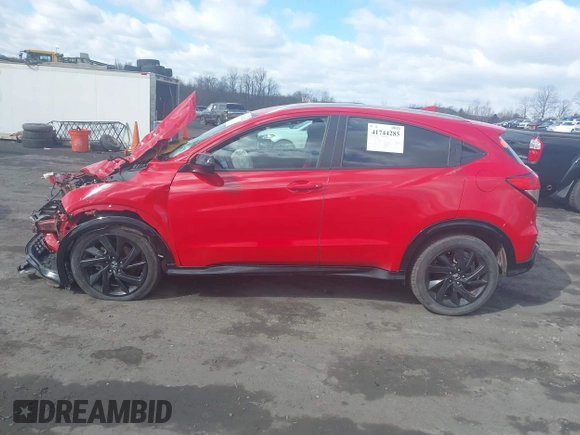 2022 Honda HR-V Sport with VIN 3CZRU6H18NM721614, listed as a IAAI auction lot 41744285 with 1 mi miles. Bid and sale history available at carsss.com. Image 14.