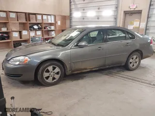 2007 Chevrolet Impala 3.5L LT with VIN 2G1WT55N779303305, listed as a IAAI auction lot 41908917 with 161,420 mi miles. Bid and sale history available at carsss.com. Image 17.