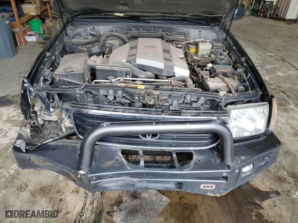 2000 Toyota Land Cruiser with VIN JT3HT05J8Y0098495, listed as a Copart auction lot 53740144 with 232,950 mi miles and Clean Title. Bid and sale history available at carsss.com. Image 12.