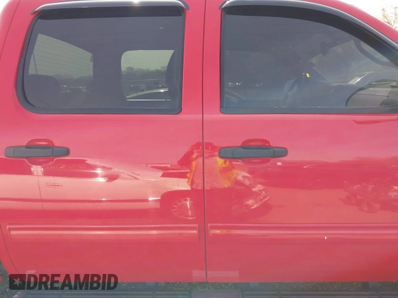 2011 Chevrolet Silverado 1500 LT with VIN 3GCPKSE37BG303301, listed as a IAAI auction lot 42097369 with 175,611 mi miles and . Bid and sale history available at DreamBid. Image 13.