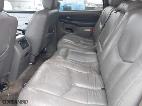 2003 Chevrolet Tahoe LS with VIN 1GNEC13V73R170941, listed as a IAAI auction lot 41088469 with 336,168 mi miles. Bid and sale history available at carsss.com. Image 8.