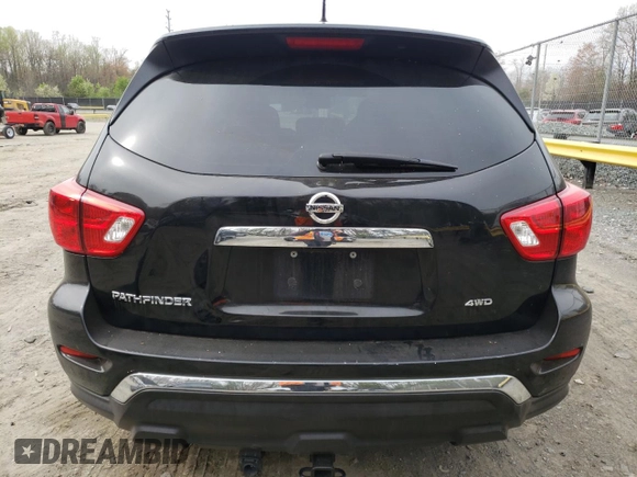 2018 Nissan Pathfinder S z VIN 5N1DR2MM6JC670681, wystawiony jako Copart lot #51574205 z przebiegiem 84 044 mil mil oraz Szkoda całkowita • Salvage title. Historia ofert i sprzedaży dostępna na DreamBid. Obrazek 6.