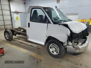 2019 Chevrolet Express Commercial with VIN 1GB0GRFG9K1192508, listed as a Copart auction lot 80027454 with 131,617 mi miles and Salvage Title. Bid and sale history available at carsss.com. Image 4.