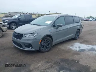 2022 Chrysler Pacifica Hybrid Limited with VIN 2C4RC1S74NR212475, listed as a IAAI auction lot 42264228 with 48,839 mi miles and . Bid and sale history available at DreamBid. Image 2.