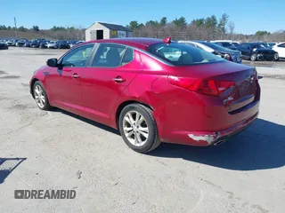 2013 Kia Optima LX z VIN 5XXGM4A78DG205737, wystawiony jako IAAI lot #42005695 z przebiegiem 104 784 mil mil oraz . Historia ofert i sprzedaży dostępna na DreamBid. Obrazek 3.