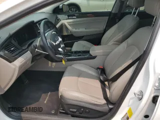 2018 Hyundai Sonata SEL z VIN 5NPE34AF2JH712411, wystawiony jako Copart lot #59324615 z przebiegiem 67 990 mil mil oraz Czysty tytuł • Clean title. Historia ofert i sprzedaży dostępna na DreamBid. Obrazek 7.