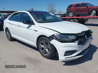 2020 Volkswagen Jetta S z VIN 3VWC57BU0LM085847, wystawiony jako IAAI lot #41833342 z przebiegiem 55 224 mil mil oraz . Historia ofert i sprzedaży dostępna na DreamBid. Obrazek 1.