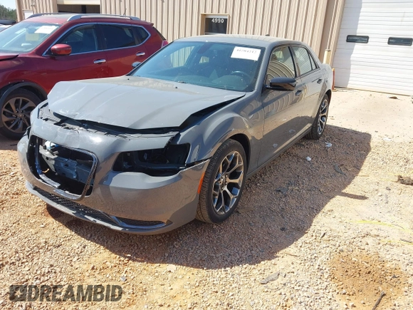 2018 Chrysler 300 Touring with VIN 2C3CCAAG5JH293353, listed as a IAAI auction lot 41884212 with 83,526 mi miles. Bid and sale history available at carsss.com. Image 2.