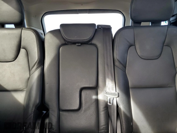 2018 Volvo XC90 Momentum with VIN YV4102CK1J1341266, listed as a Copart auction lot 84207164 with 219,952 mi miles and Clean Title. Bid and sale history available at carsss.com. Image 10.