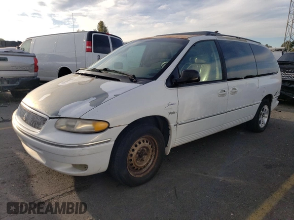 1996 Chrysler Town & Country LXi with VIN 1C4GP64L8TB423564, listed as a Copart auction lot 76068213 with 288,588 mi miles and Clean Title. Bid and sale history available at carsss.com. Image 1.
