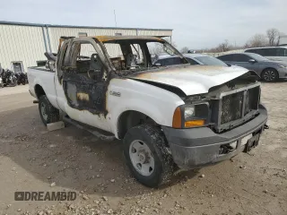 2007 Ford F-350 XL with VIN 1FTWX31557EA35728, listed as a Copart auction lot 43688945 with Not Provided miles and Non Repairable. Bid and sale history available at DreamBid. Image 4.