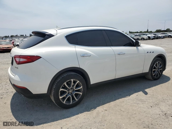 2017 Maserati Levante S with VIN ZN661YUAXHX243034, listed as a Copart auction lot 59444174 with NaN miles and Clean Title. Bid and sale history available at carsss.com. Image 3.