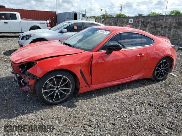 2023 Toyota GR86 Premium with VIN JF1ZNBE12P9754521, listed as a Copart auction lot 61808374 with 13,694 mi miles and Salvage Title. Bid and sale history available at carsss.com. Image 1.
