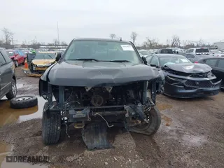 2010 Chevrolet Silverado 1500 LT with VIN 1GCSKSE3XAZ172390, listed as a IAAI auction lot 41839627 with 174,130 mi miles. Bid and sale history available at carsss.com. Image 13.