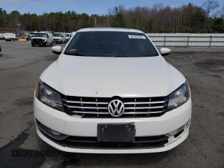 2015 Volkswagen Passat Sport z VIN 1VWBT7A37FC007548, wystawiony jako Copart lot #52492585 z przebiegiem 113 058 mil mil oraz Szkoda całkowita • Salvage title. Historia ofert i sprzedaży dostępna na DreamBid. Obrazek 5.