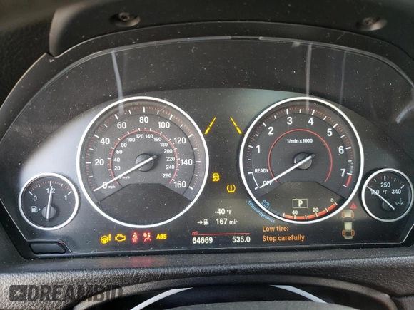 2017 BMW 3 Series 340i with VIN WBA8B3G33HNU36139, listed as a Copart auction lot 44767665 with 64,669 mi miles and Salvage Title. Bid and sale history available at DreamBid. Image 9.